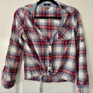 Super cute plaid button up crop top